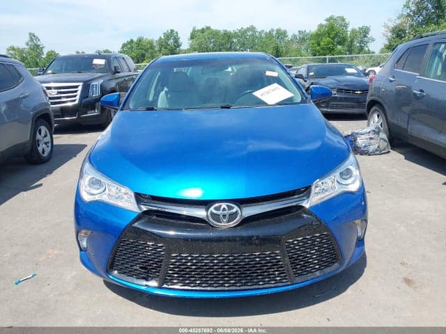 2017 TOYOTA CAMRY SE 12