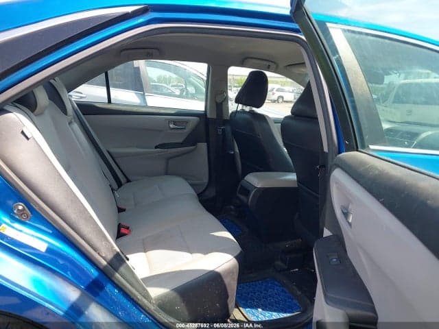 2017 TOYOTA CAMRY SE 8