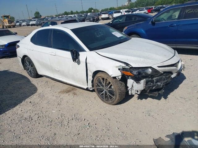 2023 TOYOTA CAMRY SE 1