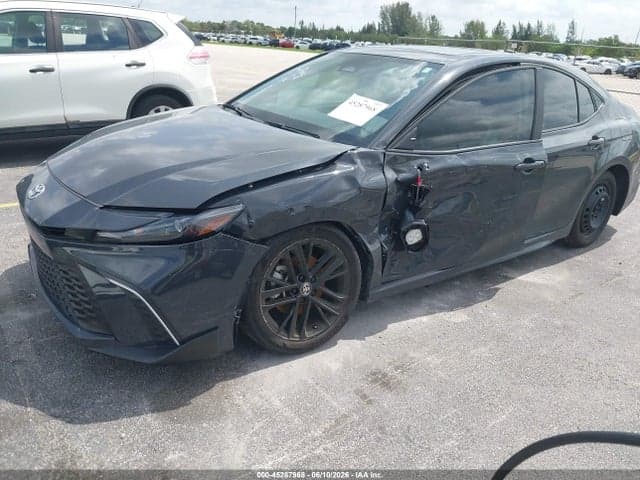 2025 TOYOTA CAMRY SE 2