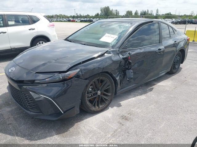 2025 TOYOTA CAMRY SE 6