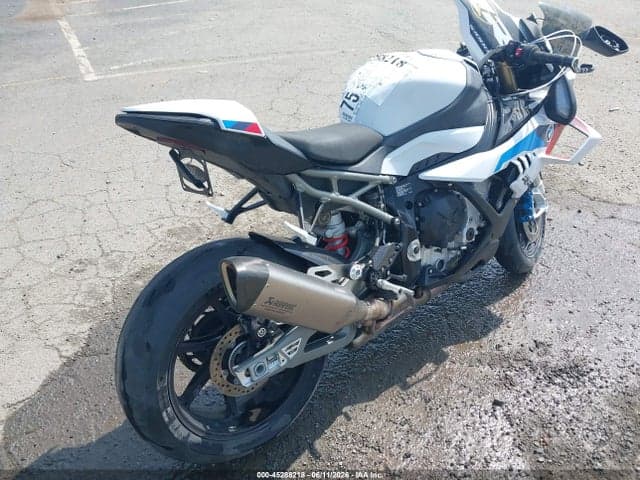 2025 BMW S 1000 RR 4