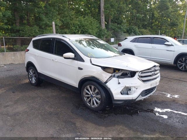 2017 FORD ESCAPE TITANIUM 1