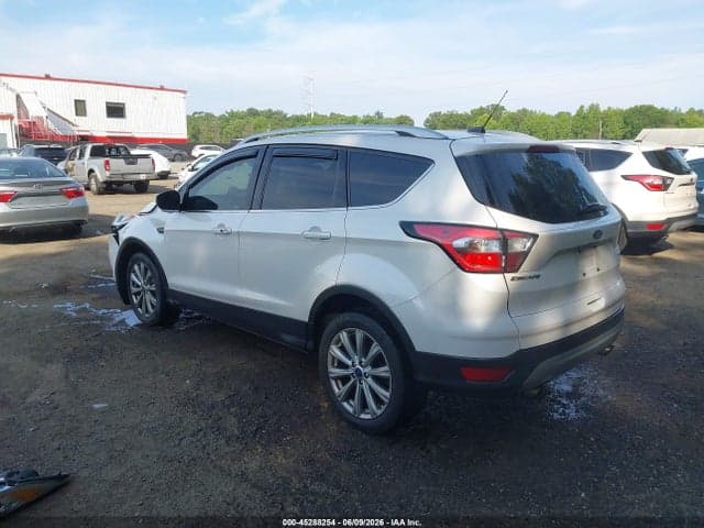 2017 FORD ESCAPE TITANIUM 3