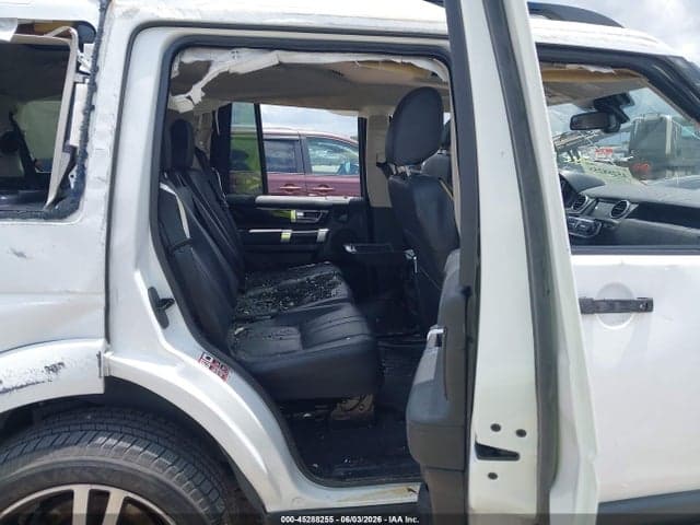 2016 LAND ROVER LR4 8