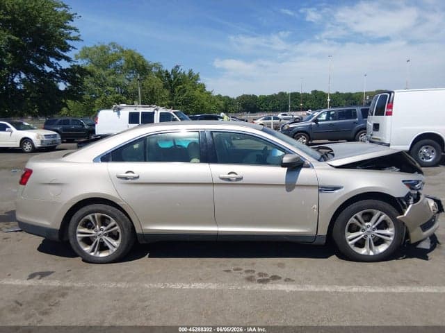 2017 FORD TAURUS SEL 13