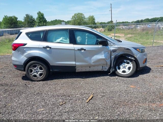 2019 FORD ESCAPE S 13