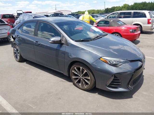 2019 TOYOTA COROLLA SE 1