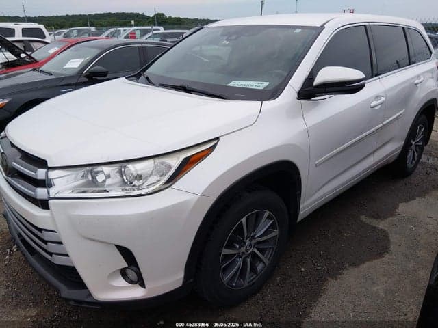 2018 TOYOTA HIGHLANDER LE PLUS 2