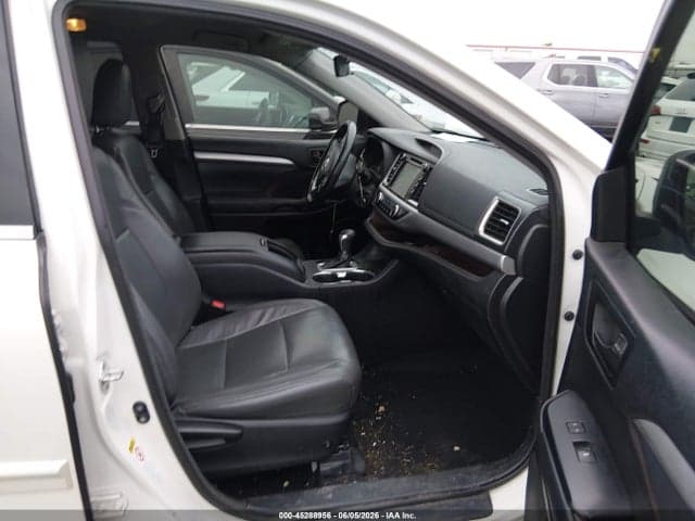 2018 TOYOTA HIGHLANDER LE PLUS 5