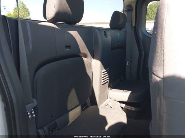 2022 NISSAN FRONTIER KING CAB S 4X4 8