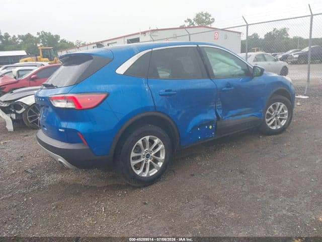 2020 FORD ESCAPE SE 4