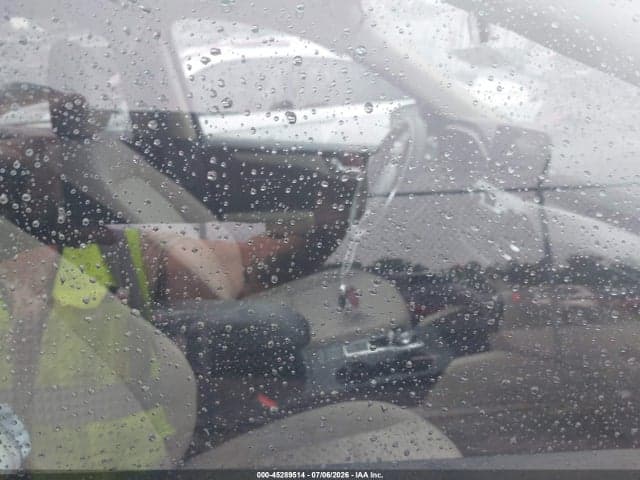 2020 FORD ESCAPE SE 5