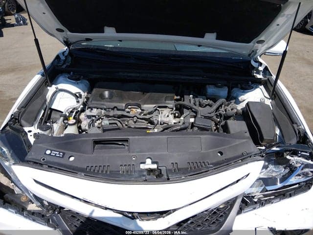 2020 TOYOTA CAMRY HYBRID SE 10
