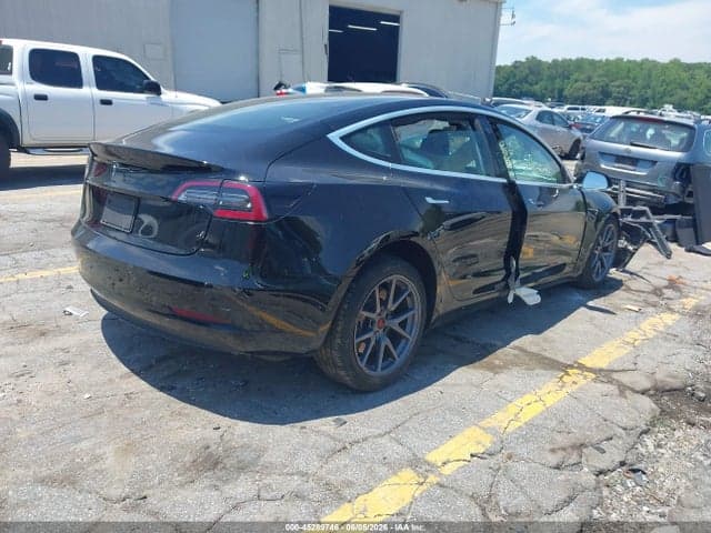 2018 TESLA MODEL 3 LONG RANGE/MID RANGE 4