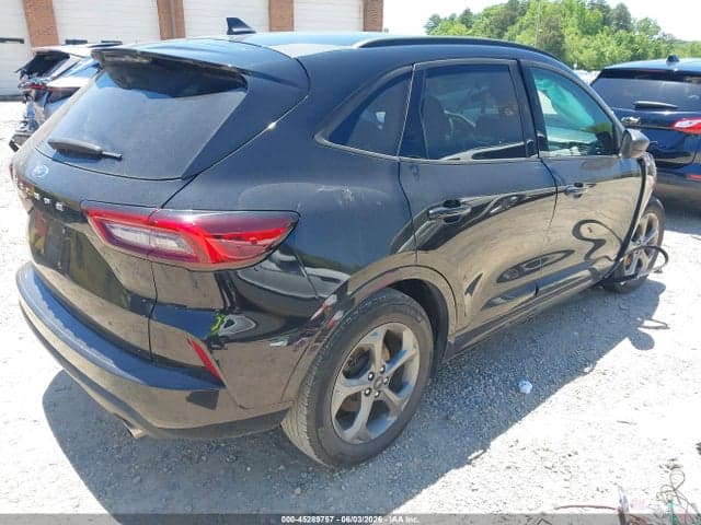 2023 FORD ESCAPE ST-LINE 5