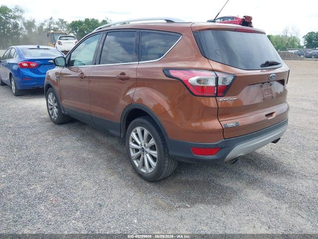 2017 FORD ESCAPE TITANIUM 3