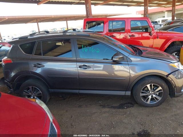2018 TOYOTA RAV4 XLE 13
