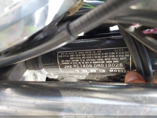 1983 HONDA VT750 10