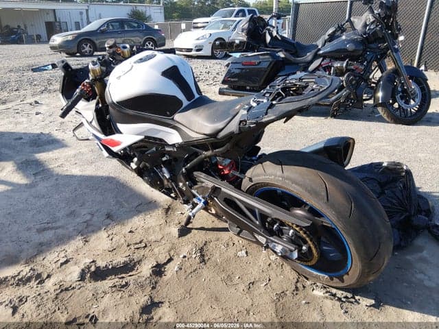 2024 BMW S 1000 RR 3