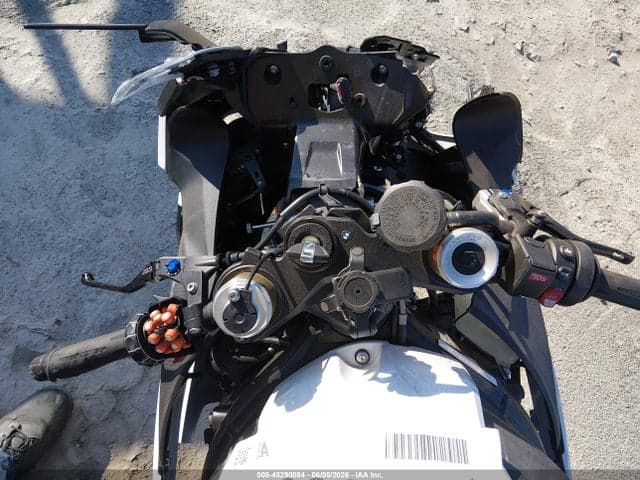 2024 BMW S 1000 RR 7