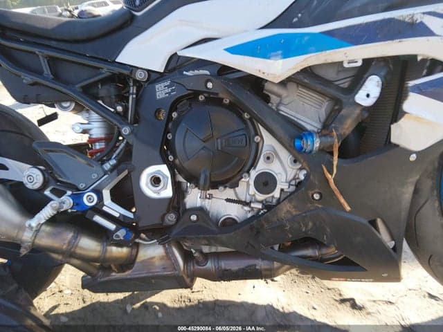 2024 BMW S 1000 RR 8