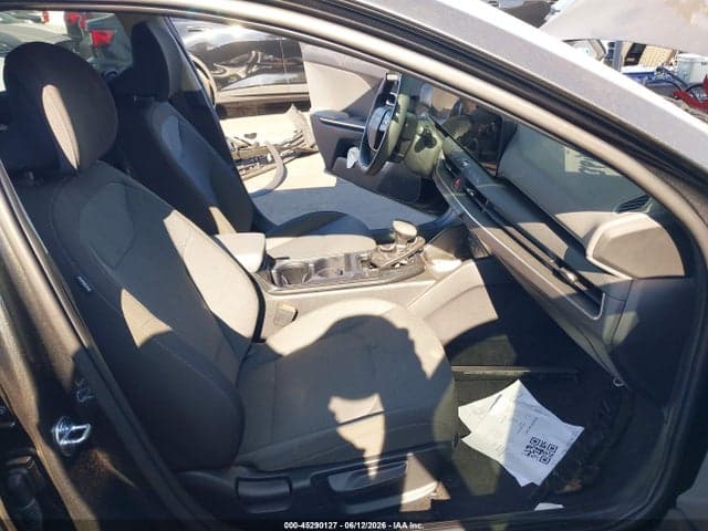 2026 KIA K4 LXS 5