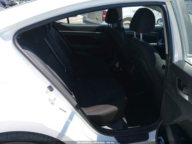 2020 HYUNDAI ELANTRA VALUE EDITION 8