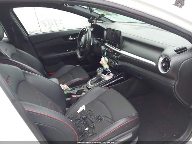 2024 KIA FORTE GT 5