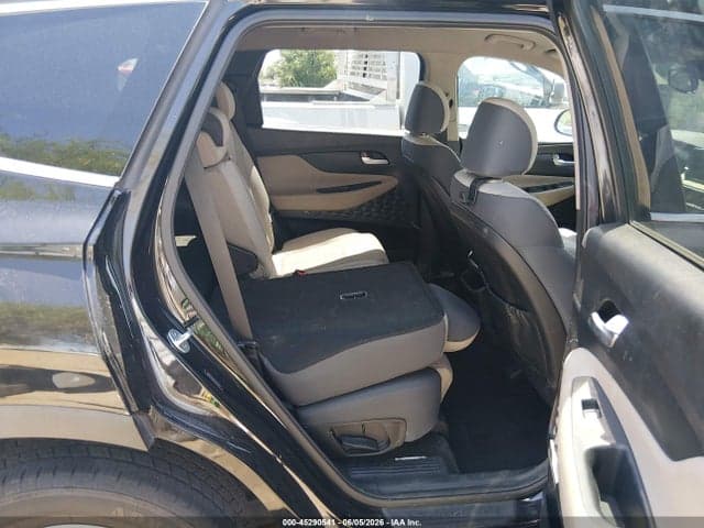 2019 HYUNDAI SANTA FE SEL 8