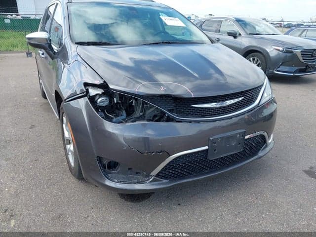 2017 CHRYSLER PACIFICA LIMITED 6