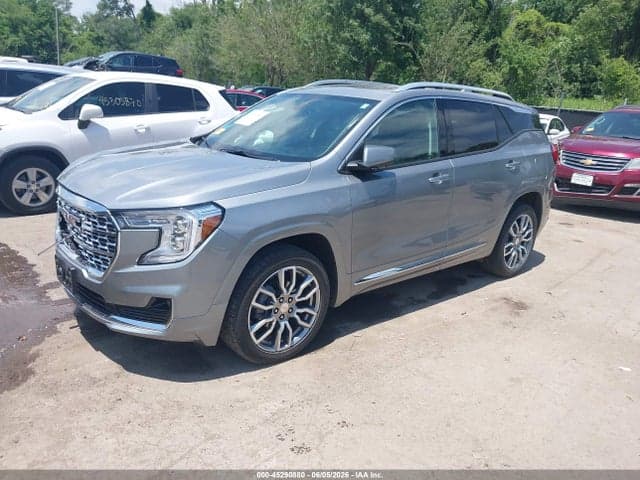 2024 GMC TERRAIN AWD DENALI 2