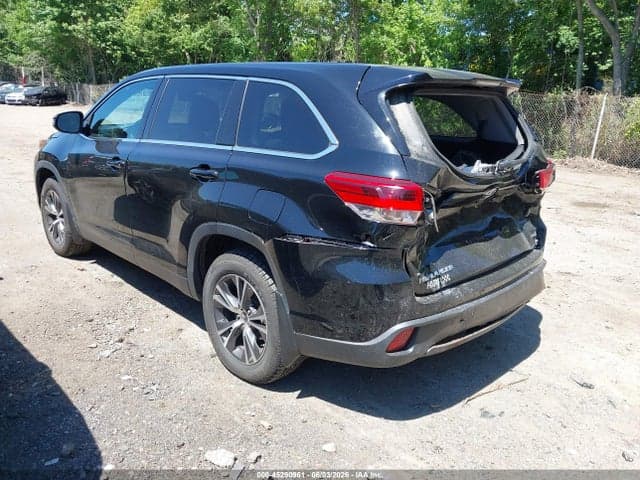 2019 TOYOTA HIGHLANDER LE 3