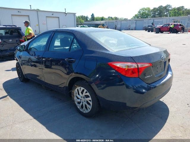 2018 TOYOTA COROLLA LE 3