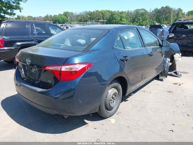 2018 TOYOTA COROLLA LE 4