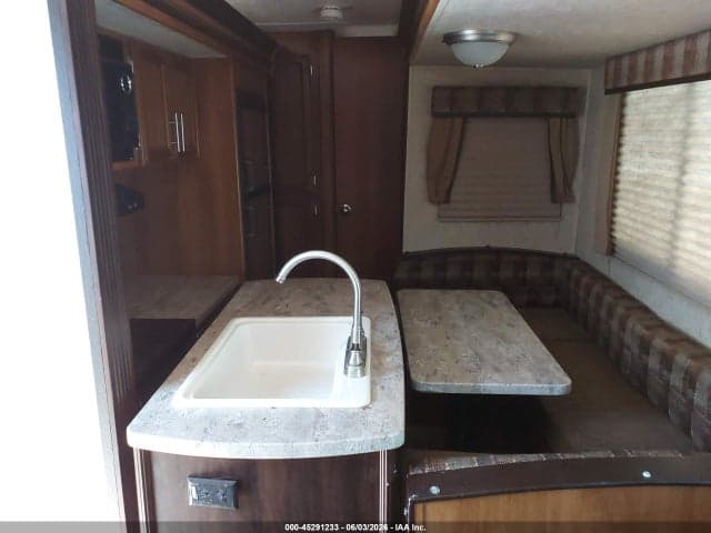 2017 AVENGER TRAVEL TRAILER 5