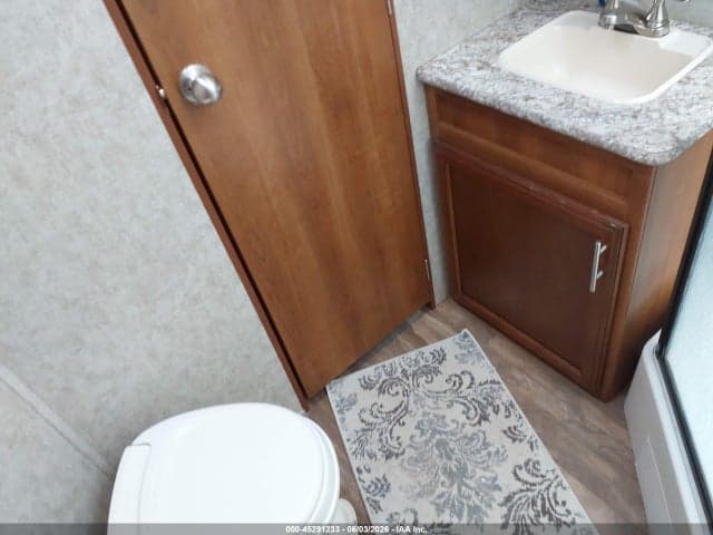 2017 AVENGER TRAVEL TRAILER 7