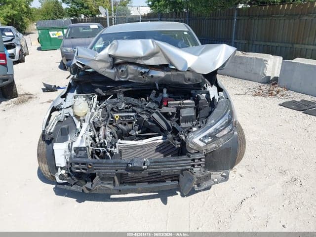 2024 NISSAN VERSA 1.6 SR 11