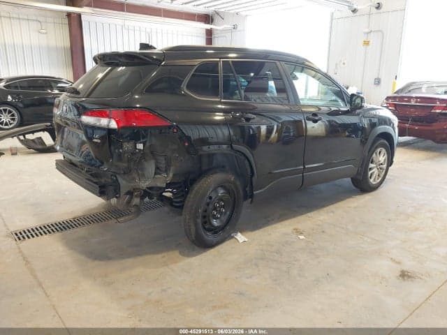 2022 TOYOTA COROLLA CROSS LE 4