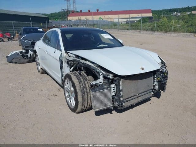 2018 PORSCHE PANAMERA 4S