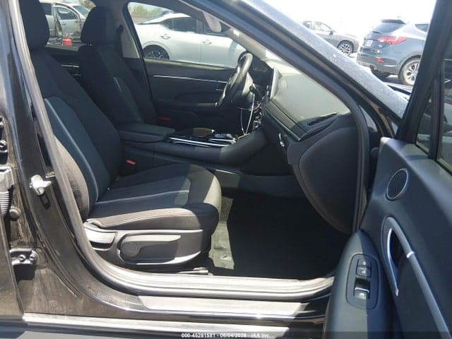 2022 HYUNDAI SONATA SE 6