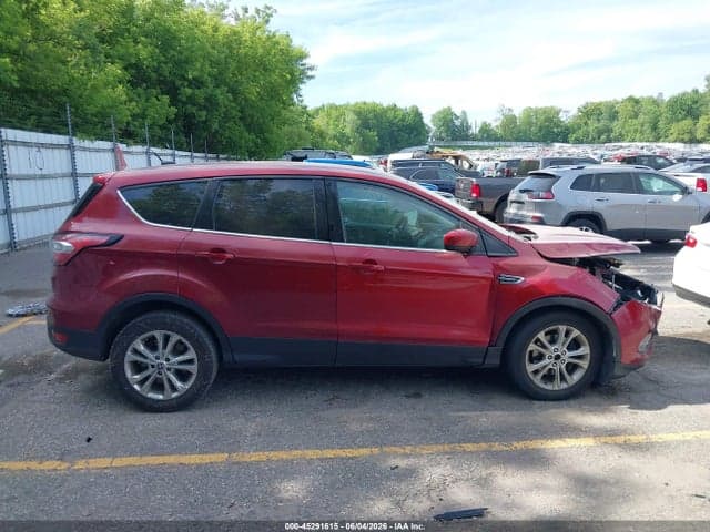 2017 FORD ESCAPE SE 13