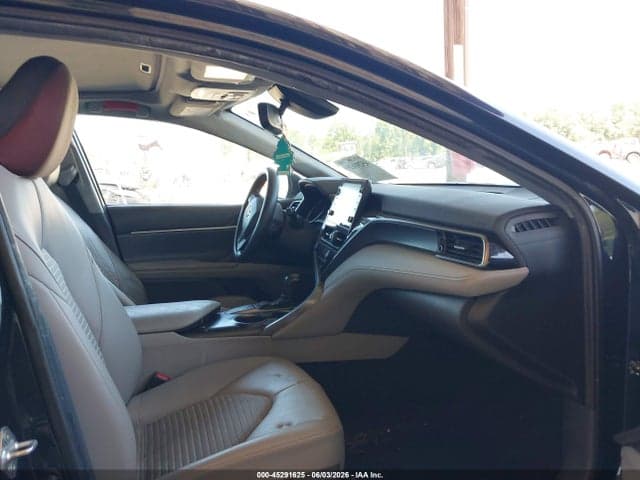 2021 TOYOTA CAMRY SE 5
