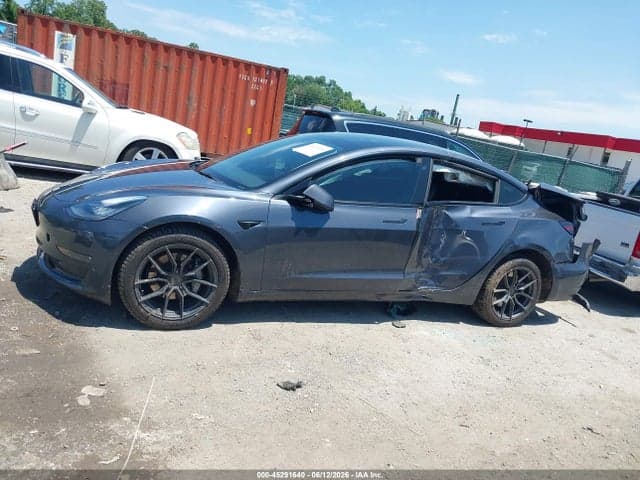 2022 TESLA MODEL 3 LONG RANGE DUAL MOTOR ALL-WHEEL DRIVE 14