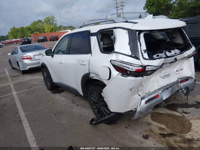 2025 NISSAN PATHFINDER SL 4WD 3