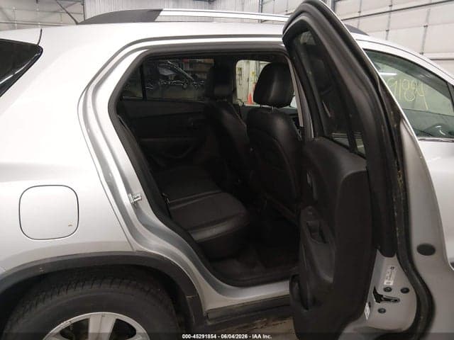 2019 CHEVROLET TRAX LT 8