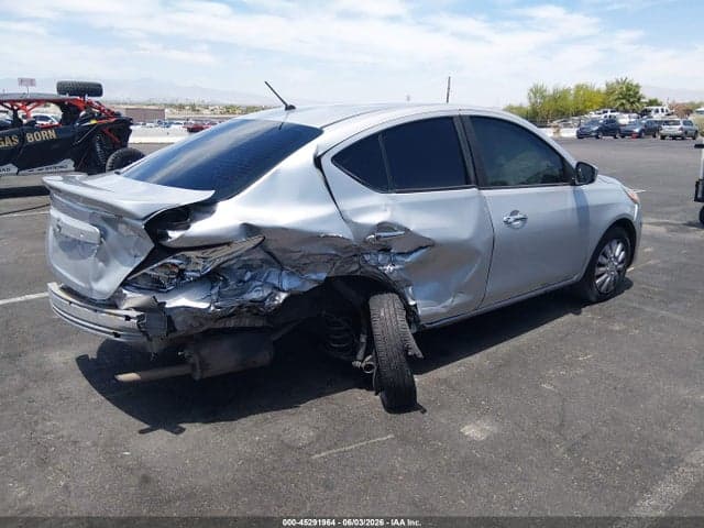 2018 NISSAN VERSA 1.6 SV 4
