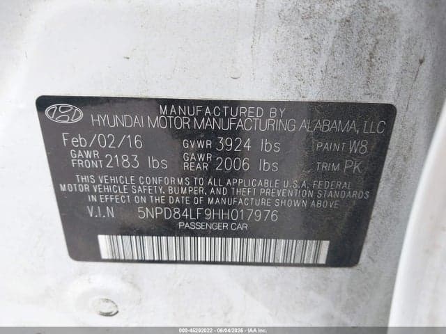 2017 HYUNDAI ELANTRA SE 9