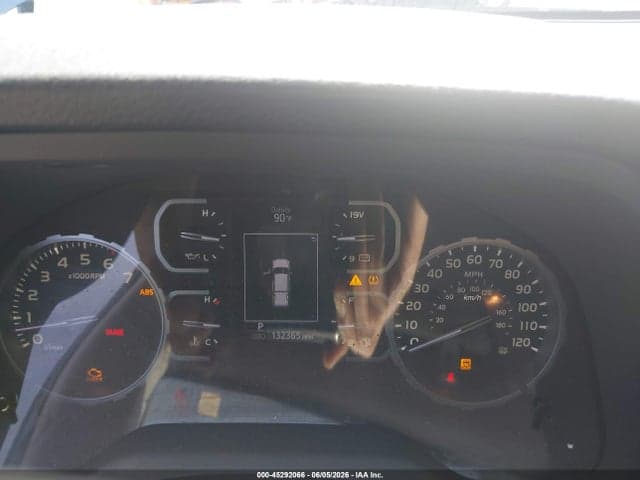 2020 TOYOTA TUNDRA SR5 7
