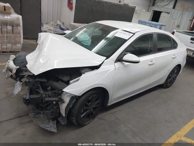 2024 KIA FORTE LXS 2
